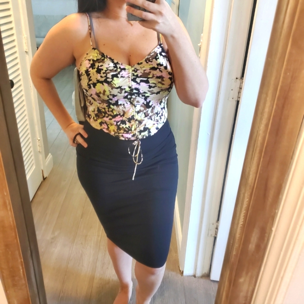NWOT Vero Moda Pattern Crop Top